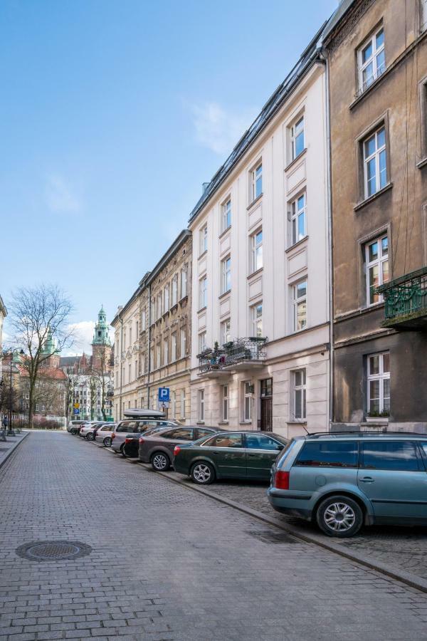 Cichy Apartament Obok Wawelu Tarlowska Cracóvia Exterior foto